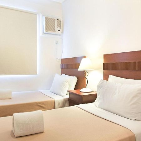 Townhouse Oak Metro Manila Near Osmena Highway Pnr Pasay Formerly Avitel Hotel 马卡蒂 外观 照片