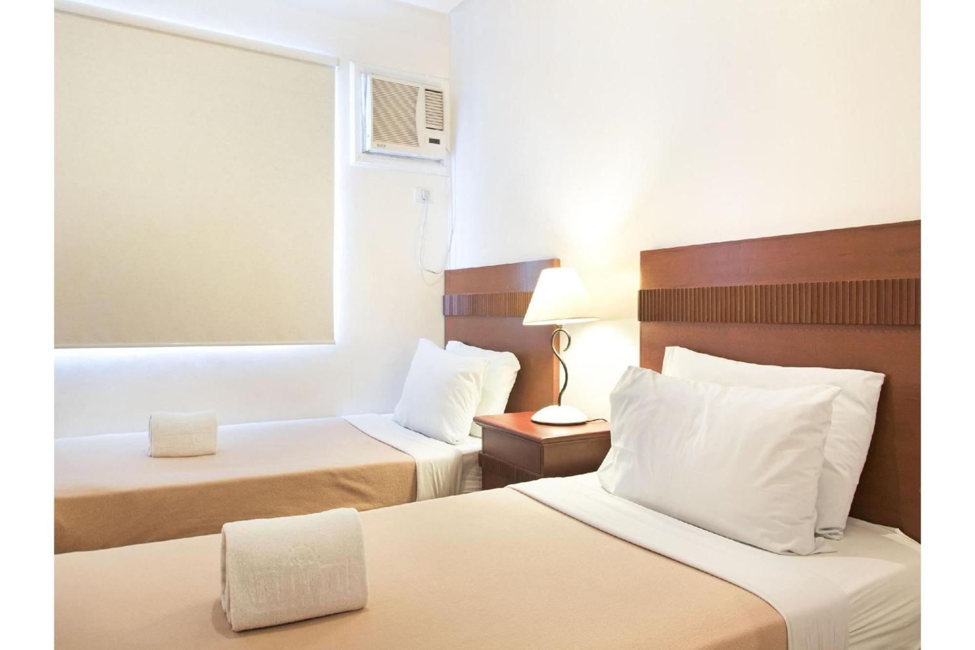 Townhouse Oak Avitel Hotel Near Osmena Highway, Pnr Pasay Station, Metro Manila 马卡蒂 外观 照片
