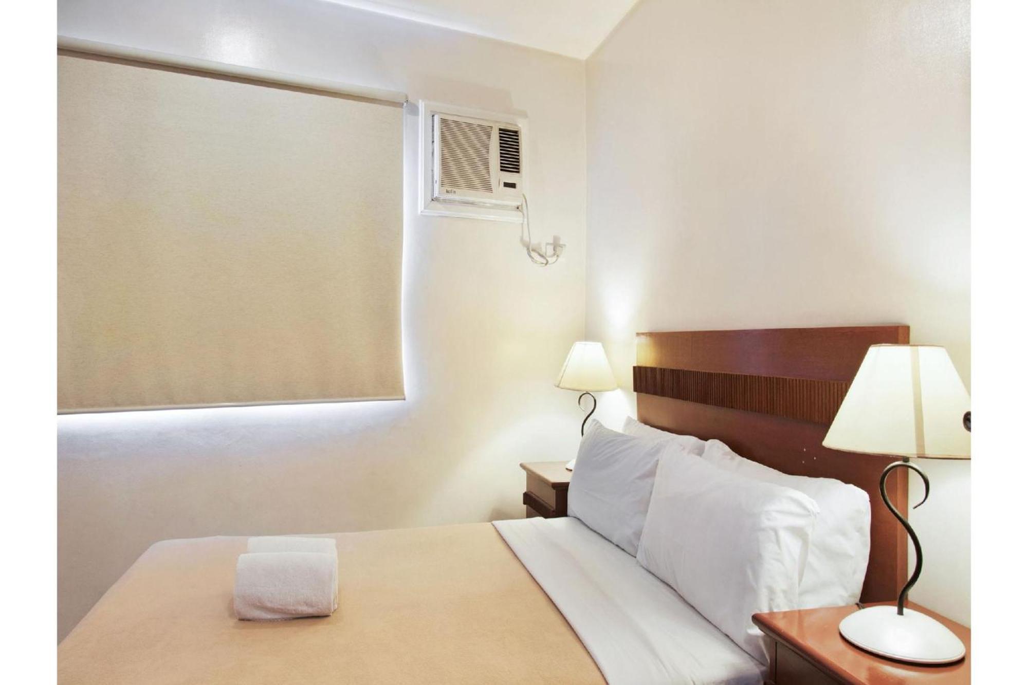 Townhouse Oak Avitel Hotel Near Osmena Highway, Pnr Pasay Station, Metro Manila 马卡蒂 外观 照片